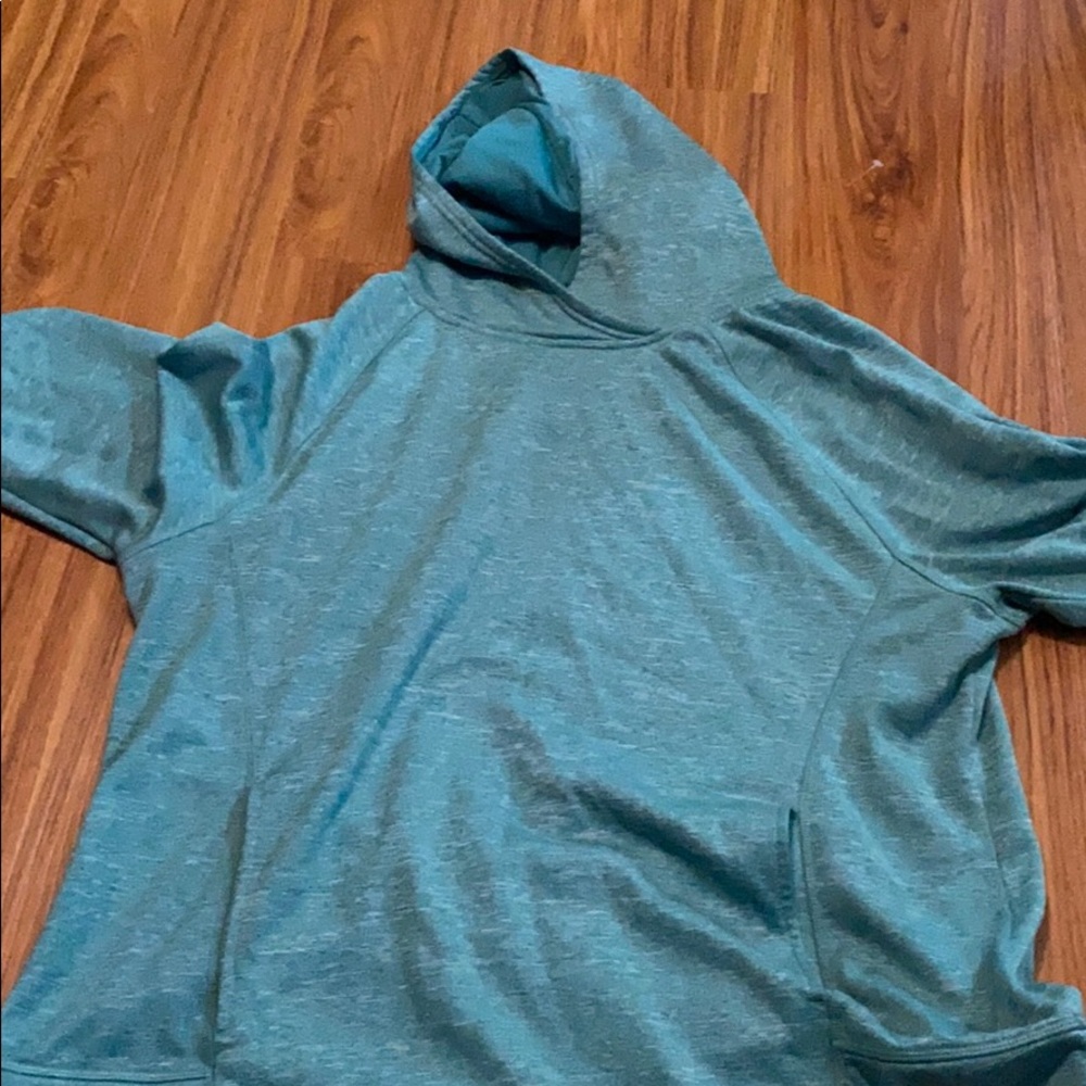 Athletic sweatshirt